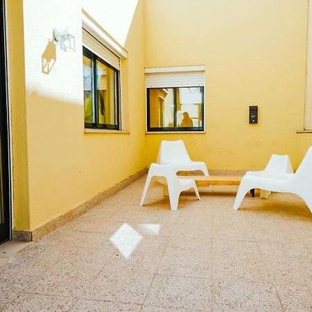 Help Yourself Hostels - Restelo Lisbon Exterior photo